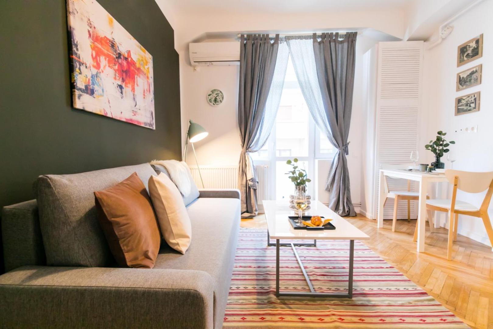 Heart Of The City - Cozy Apartments In Prime Location Бухарест Экстерьер фото