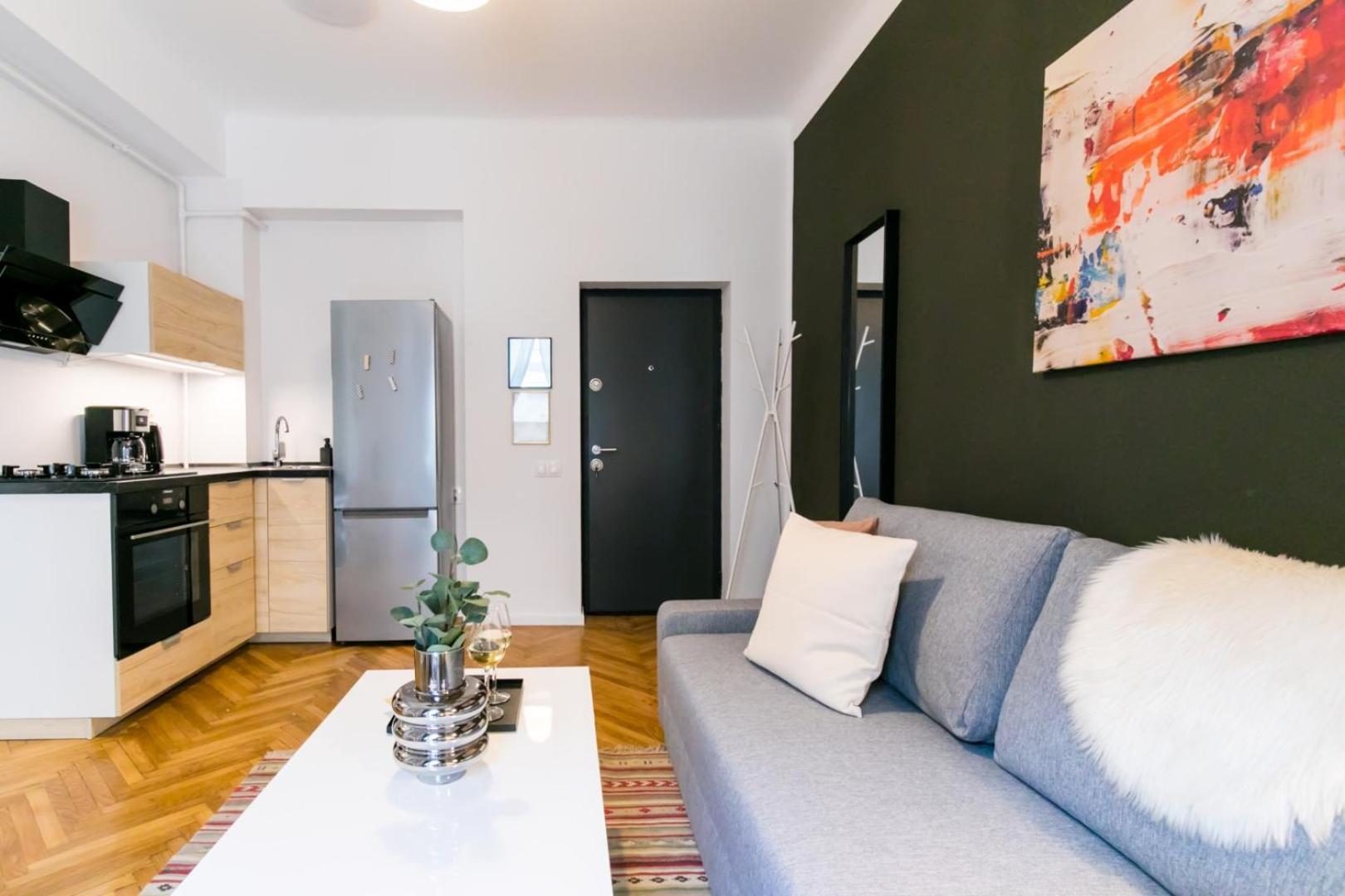 Heart Of The City - Cozy Apartments In Prime Location Бухарест Номер фото